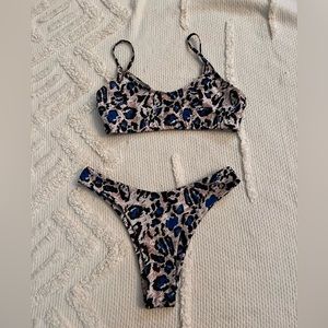 Leopard bikini